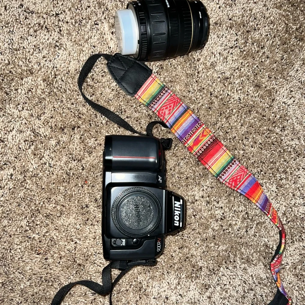 Nikon Camera N6006